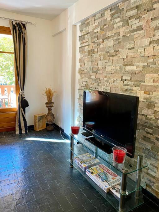 Charmant Appartement Renove Au Coeur Du Village Saint-Martin-Vésubie Extérieur photo