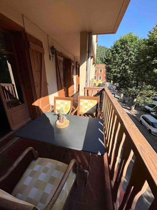 Charmant Appartement Renove Au Coeur Du Village Saint-Martin-Vésubie Extérieur photo